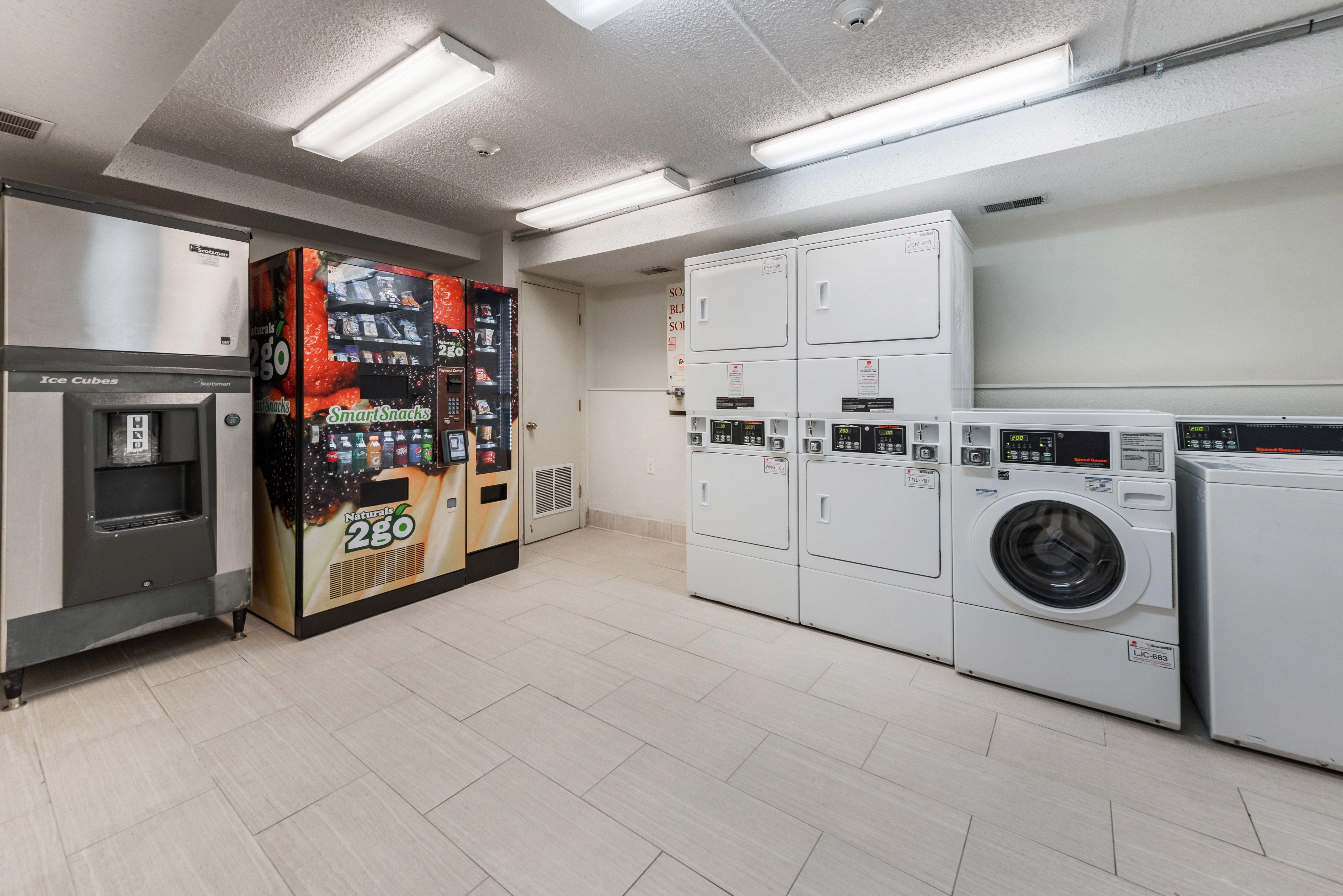 Red Roof Inn Plus+ Columbus - Уъртингтън Екстериор снимка