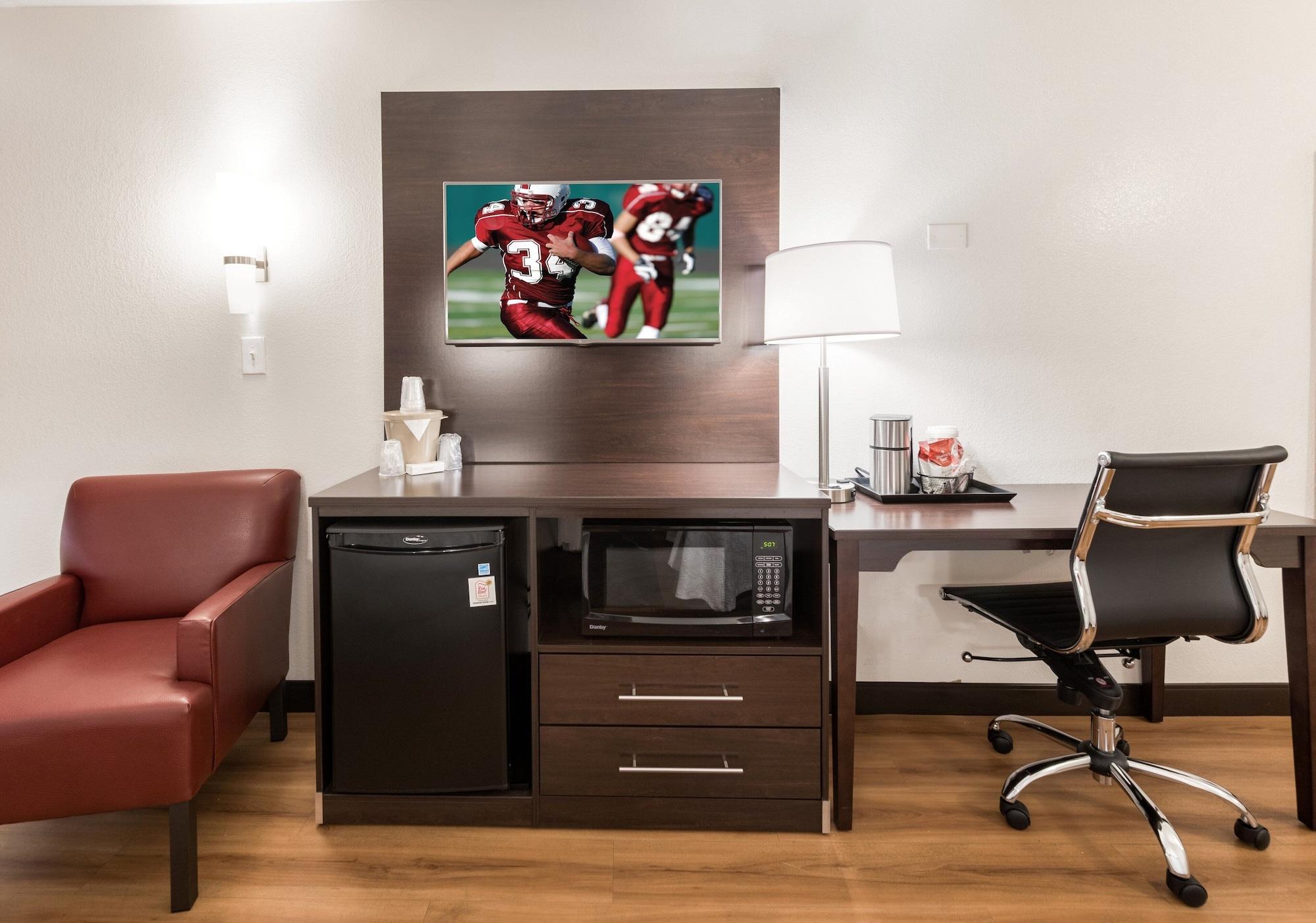 Red Roof Inn Plus+ Columbus - Уъртингтън Екстериор снимка