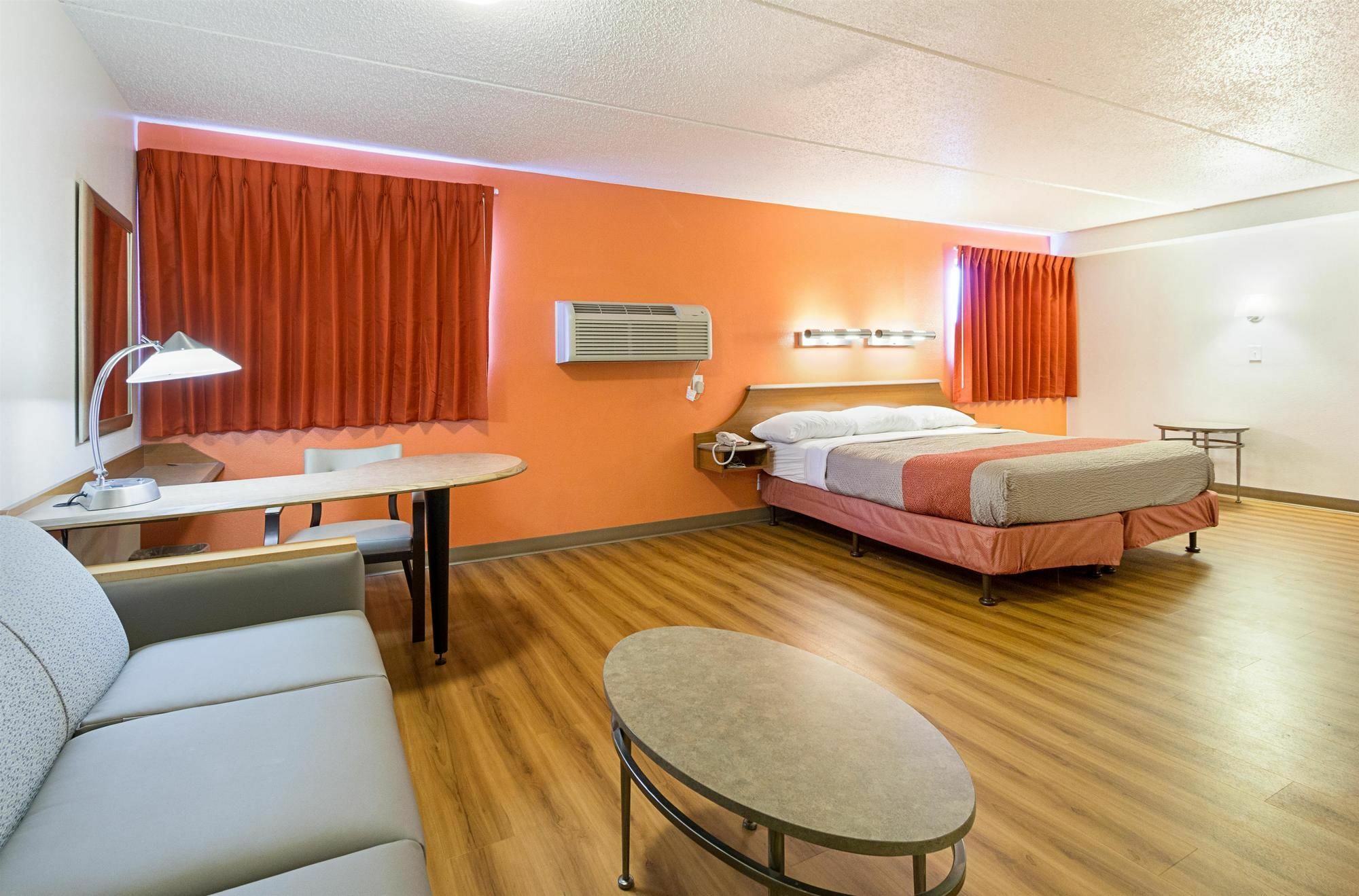 Red Roof Inn Plus+ Columbus - Уъртингтън Екстериор снимка