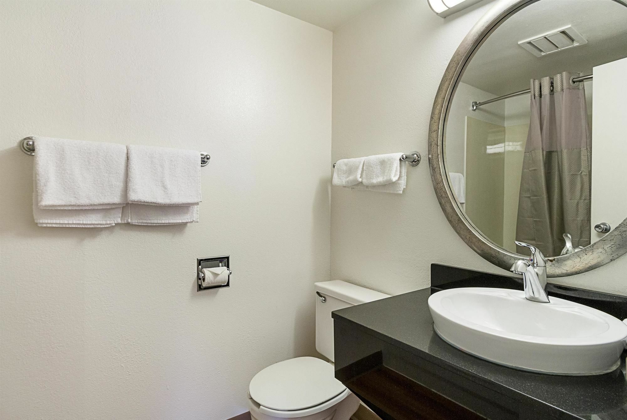 Red Roof Inn Plus+ Columbus - Уъртингтън Екстериор снимка